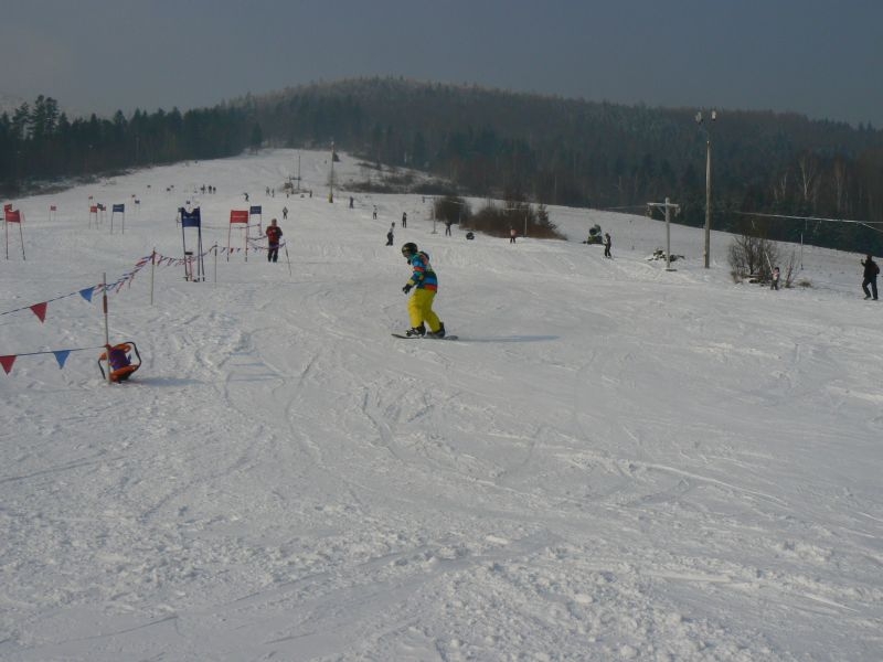 Zimowa Spartakiada na stoku Andaluzja w Międzybrodziu Bialskim