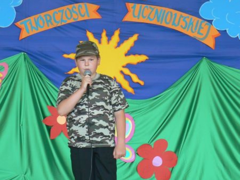 Dzień Twórczości Uczniowskiej Młodych Talentów w Międzybrodziu Bialskim