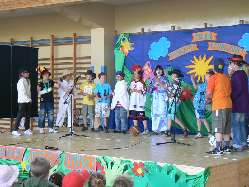 Dzień Twórczości Uczniowskiej Młodych Talentów w Międzybrodziu Bialskim