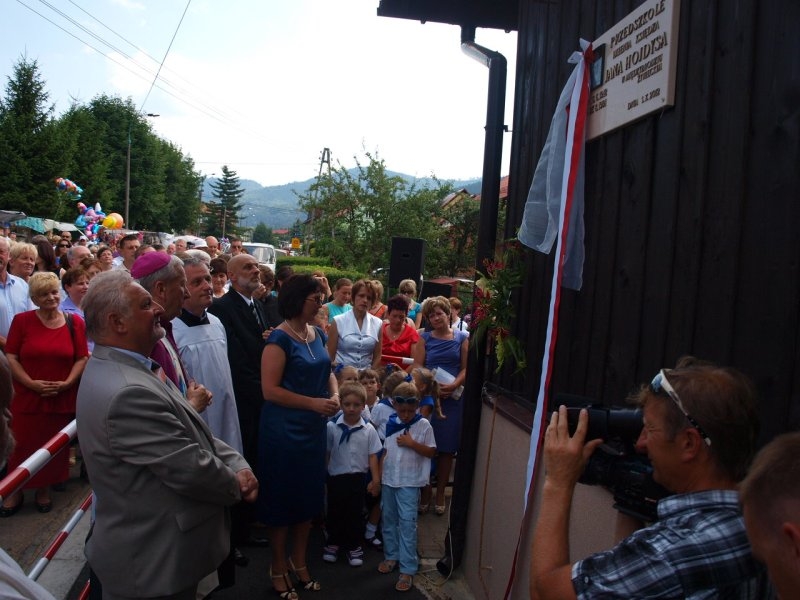 Uroczystość nadania imienia ks. Jana Hojdysa dla Przedszkola w Międzybrodziu Żywieckim