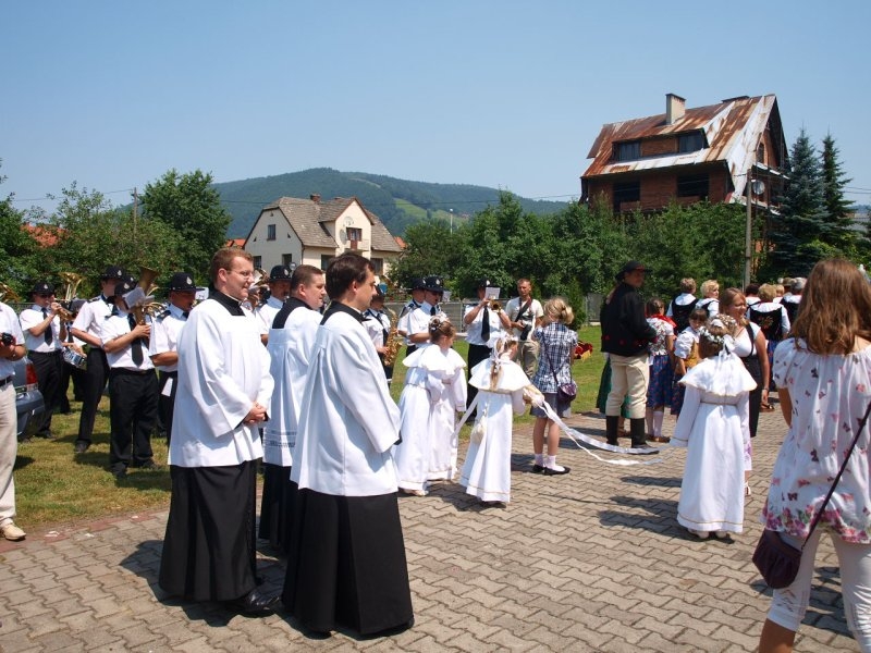 Uroczystość nadania imienia ks. Jana Hojdysa dla Przedszkola w Międzybrodziu Żywieckim