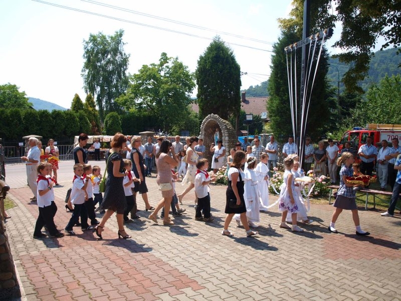 Uroczystość nadania imienia ks. Jana Hojdysa dla Przedszkola w Międzybrodziu Żywieckim