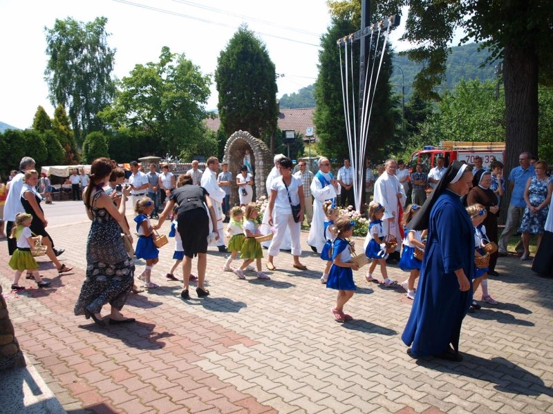 Uroczystość nadania imienia ks. Jana Hojdysa dla Przedszkola w Międzybrodziu Żywieckim