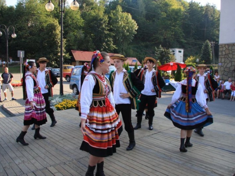 Wakacyjne muzykowanie które odbyło się 18 sierpnia 2012r w Międzybrodziu Bialskim