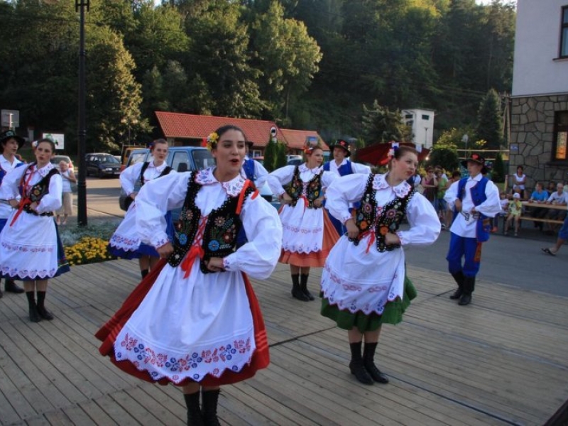 Wakacyjne muzykowanie które odbyło się 18 sierpnia 2012r w Międzybrodziu Bialskim