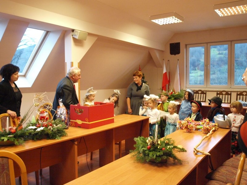 Kolędowanie w urzędzie gminy