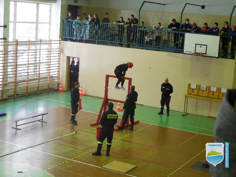Halowe Zawody dla MDP w Międzybrodziu Żywieckim