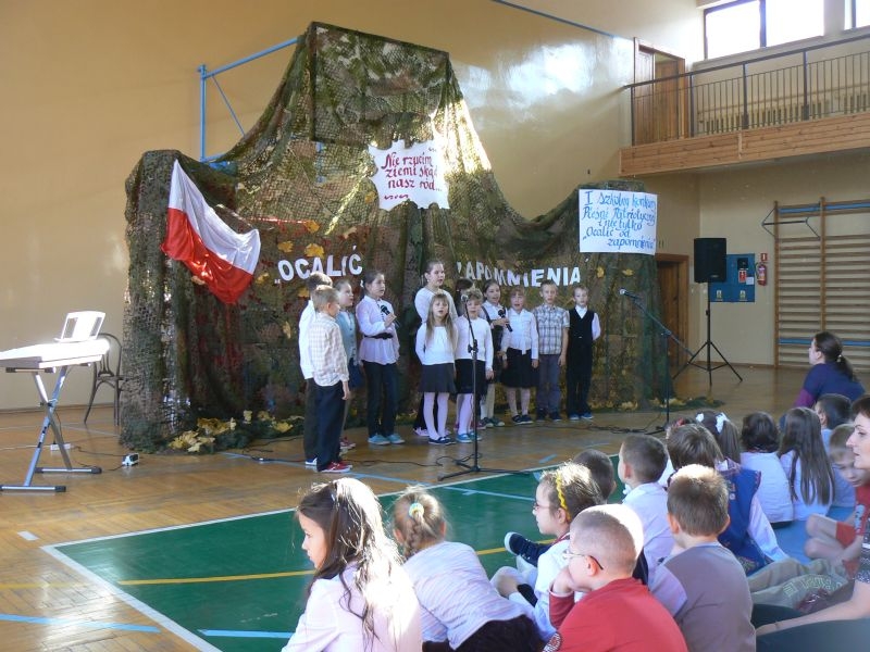 Konkurs Piosenki Patriotycznej w Zespole Szkół w Międzybrodziu Bialskim