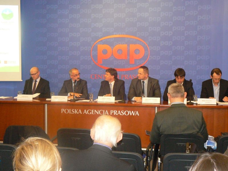 Konferencja prasowa dotycząca Prywatyzacji PKL przez Konsorcjum czterech Gmin oraz spółkę Tatry Mountain Resorts S.A.