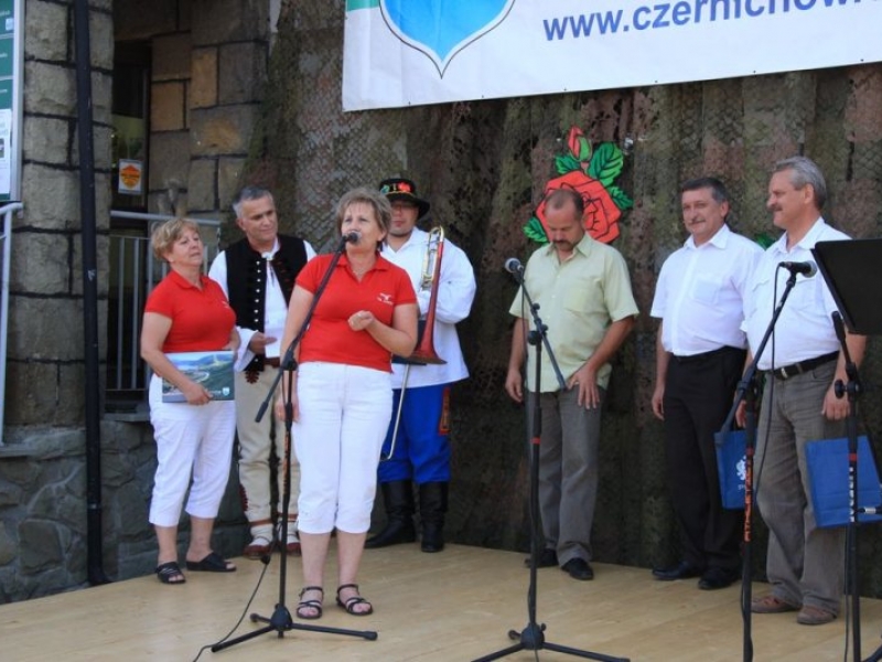 Wakacyjne muzykowanie które odbyło się 18 sierpnia 2012r w Międzybrodziu Bialskim